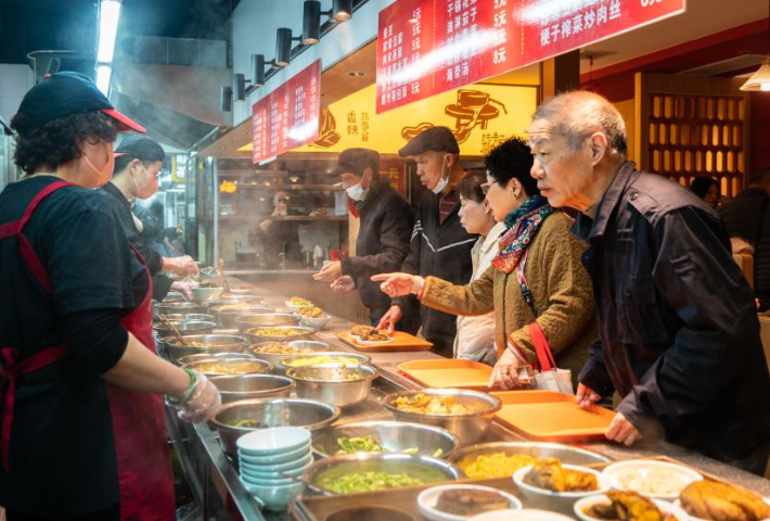 一餐一饭里的民生“食”事
